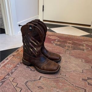 Cody James Brown Leather Cowboy Boots with American Flag detail
